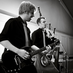 Rocking Bagpipe electric guitar